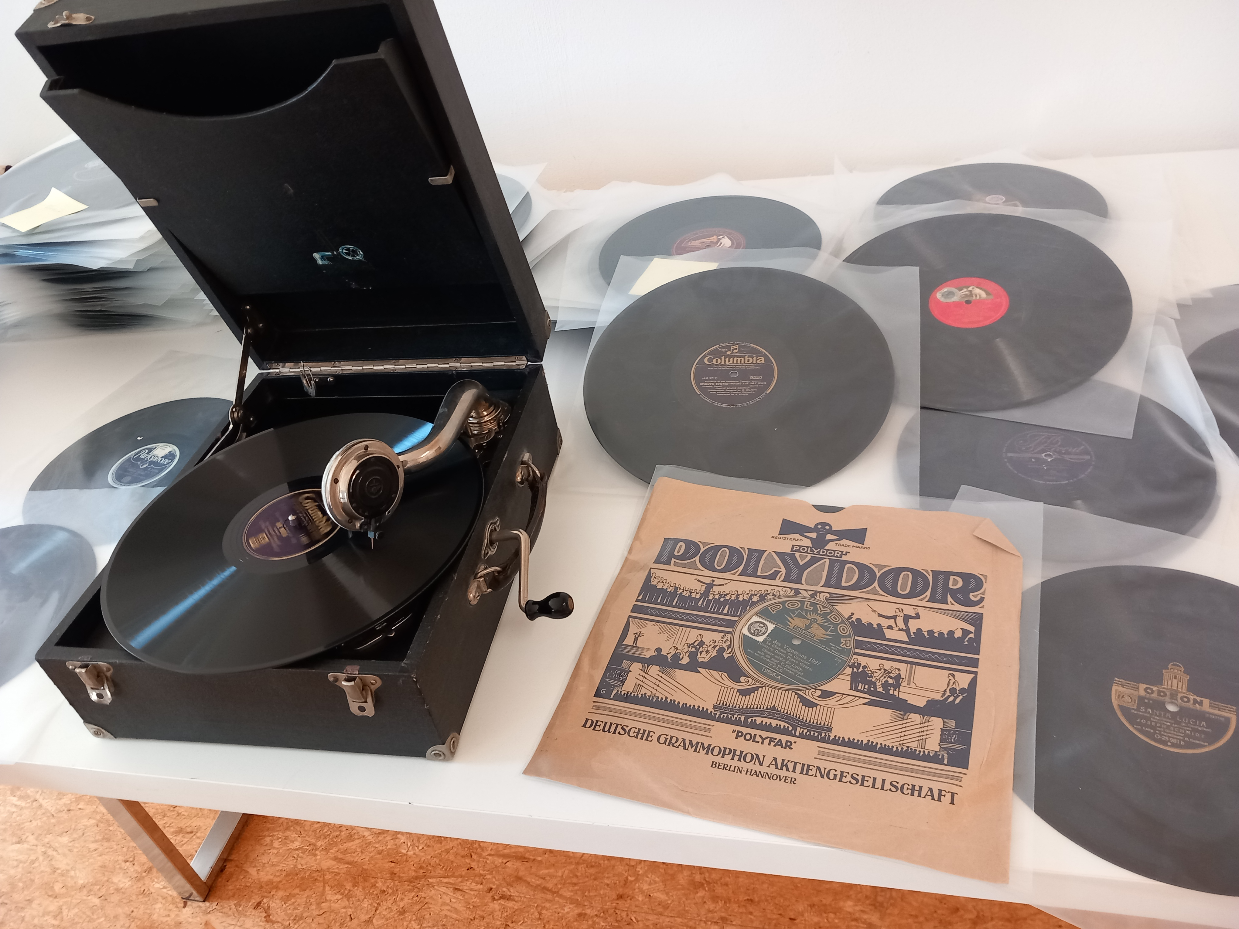 Mechanischer Plattenspieler
